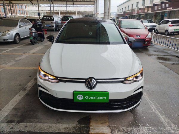 Volkswagen Golf 2023 280TSI DSG R-Line Lite, 2023 года