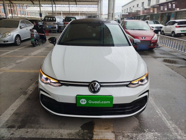 Volkswagen Golf 2023 280TSI DSG R-Line Lite, 2023 года