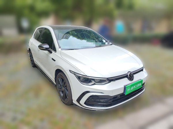 Volkswagen Golf 2023, 9800 км, за 18969 USD