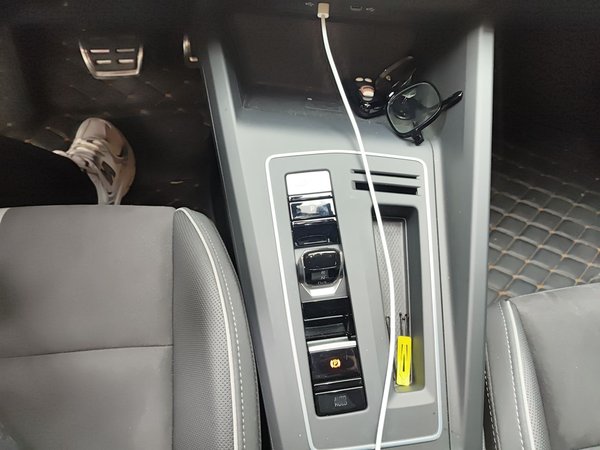 Volkswagen Golf 2023, 9800 км, за 18969 USD - фото 13