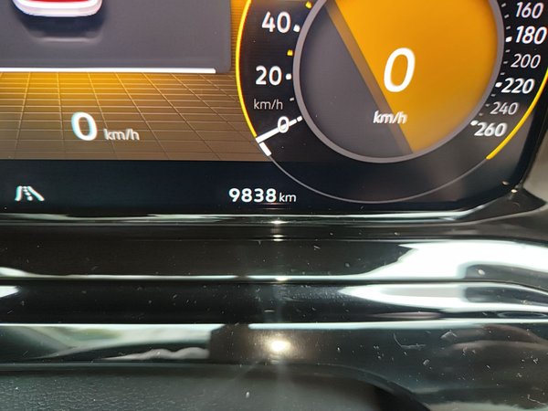 Volkswagen Golf 2023, 9800 км, за 18969 USD - фото 11