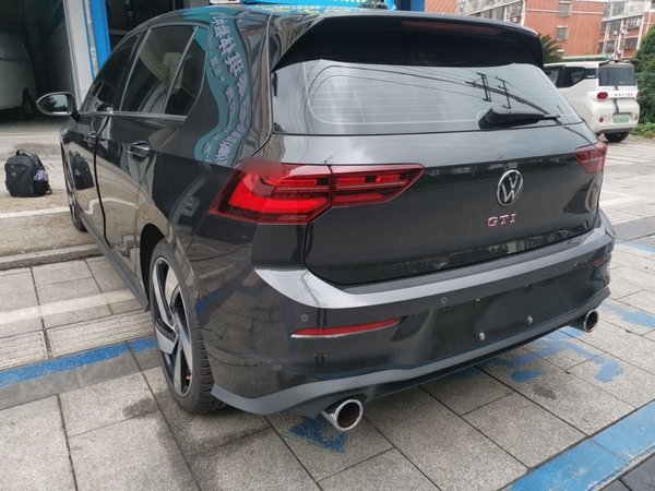 Volkswagen Golf GTI 2021, 67400 км, за 20958 USD