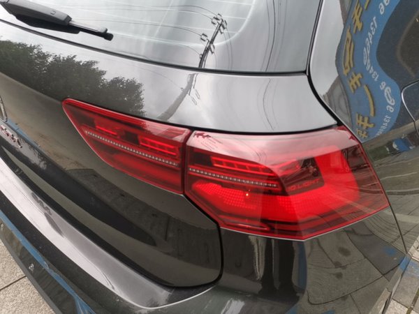 Volkswagen Golf GTI 2021, 67400 км, за 20958 USD - фото 7