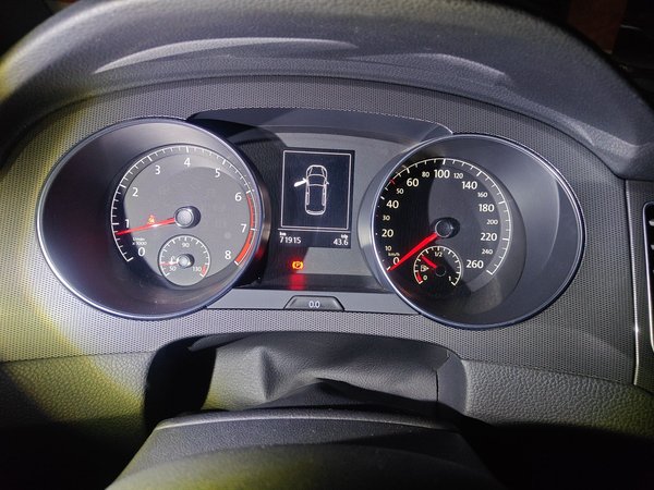 Volkswagen Golf Sportsvan 2016, 71900 км, за 6690 USD - фото 11