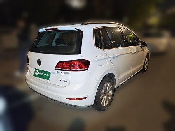 Volkswagen Golf Sportsvan · 2016 год