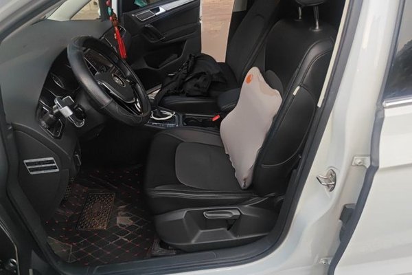 Volkswagen Golf Sportsvan 2016, 61500 км, за 7628 USD - фото 16