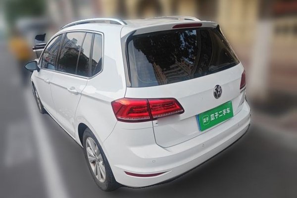 Volkswagen Golf Sportsvan 2016, 61500 км, за 7628 USD