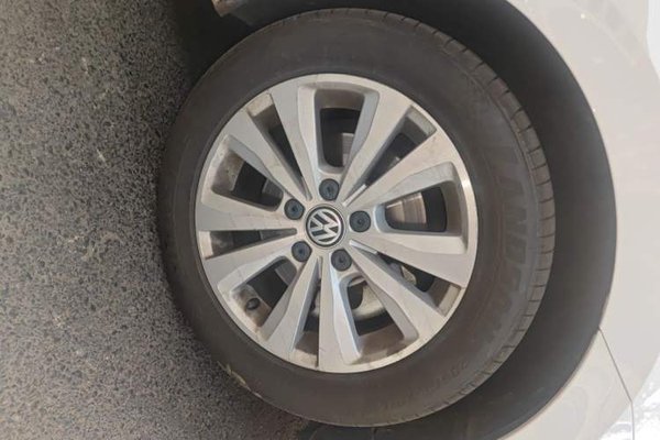 Volkswagen Golf Sportsvan 2016, 61500 км, за 7628 USD - фото 8