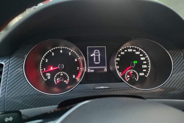 Volkswagen Golf Sportsvan 2016, 67500 км, за 8195 USD - фото 12