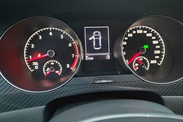 Volkswagen Golf Sportsvan 2016, 67500 км, за 8195 USD - фото 13