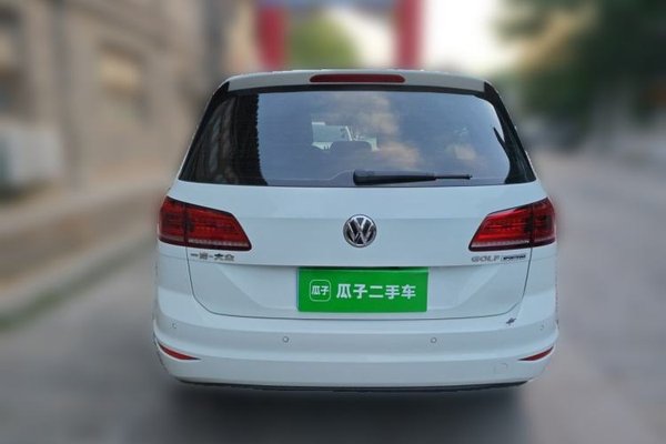 Volkswagen Golf Sportsvan 2016, 67500 км, за 8195 USD