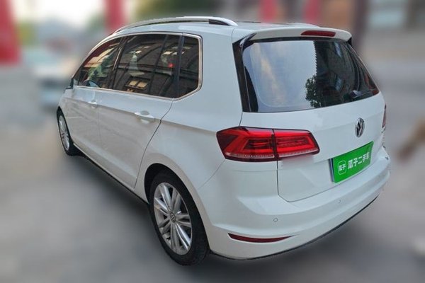 Volkswagen Golf Sportsvan 2016, 67500 км, за 8195 USD