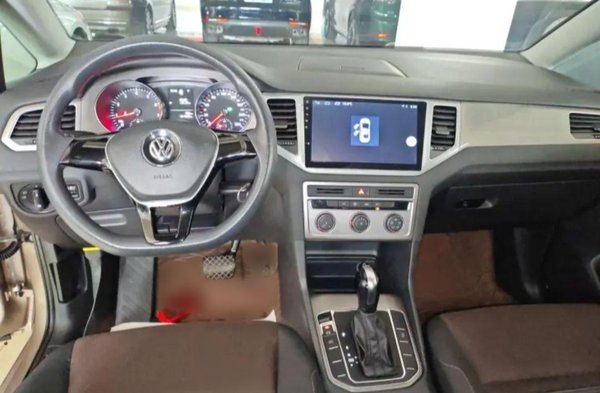 Volkswagen Golf Sportsvan 2016, 180900 км, за 7311 USD - фото 7