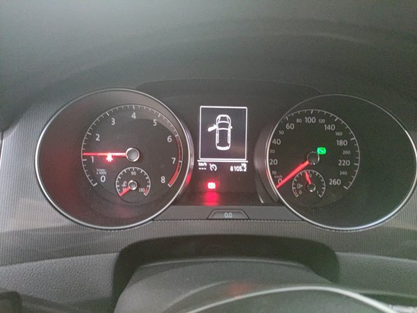 Volkswagen Golf Sportsvan 2018, 31800 км, за 9999999 USD - фото 12