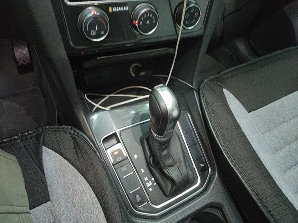 Volkswagen Golf Sportsvan 2018, 31800 км, за 9999999 USD - фото 15