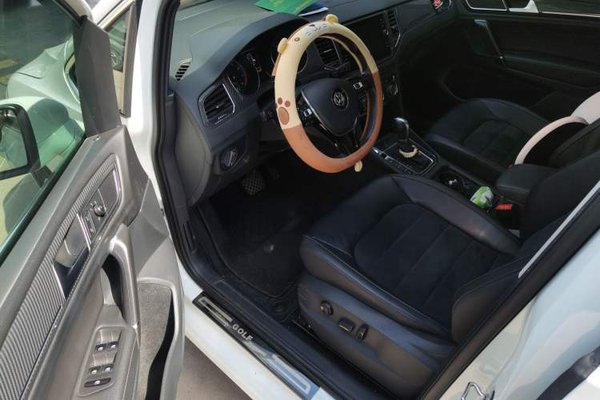 Volkswagen Golf Sportsvan 2018, 54900 км, за 9803 USD - фото 13