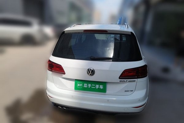 Volkswagen Golf Sportsvan 2018, 54900 км, за 9803 USD