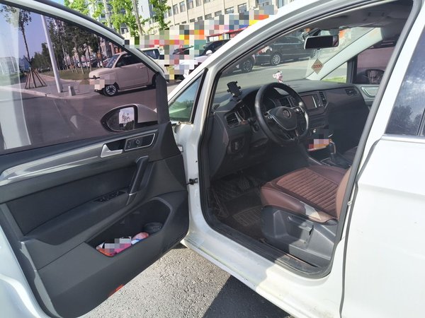 Volkswagen Golf Sportsvan 2018, 81900 км, за 7527 USD - фото 17