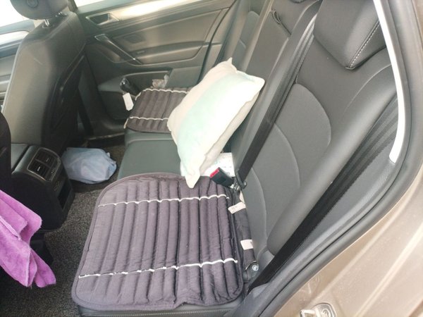 Volkswagen Golf Sportsvan 2019, 71100 км, за 8582 USD - фото 18