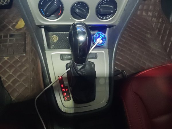 Volkswagen Gran Lavida 2013, 132100 км, за 3788 USD - фото 18