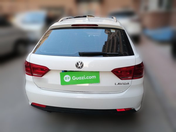 Volkswagen Gran Lavida 2013, 154100 км, за 4832 USD