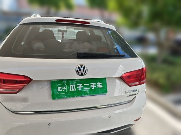 Volkswagen Gran Lavida 2015, 38400 км, за 9999999 USD