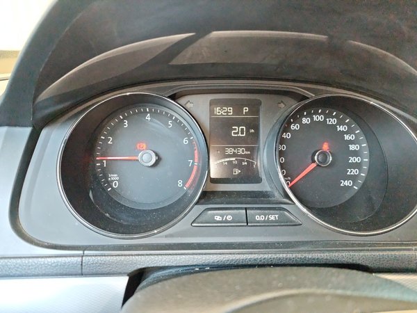 Volkswagen Gran Lavida 2015, 38400 км, за 9999999 USD - фото 12