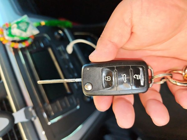 Volkswagen Gran Lavida 2015, 38400 км, за 9999999 USD - фото 9