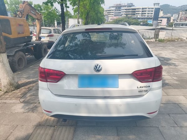 Volkswagen Gran Lavida 2017, 110300 км, за 7269 USD