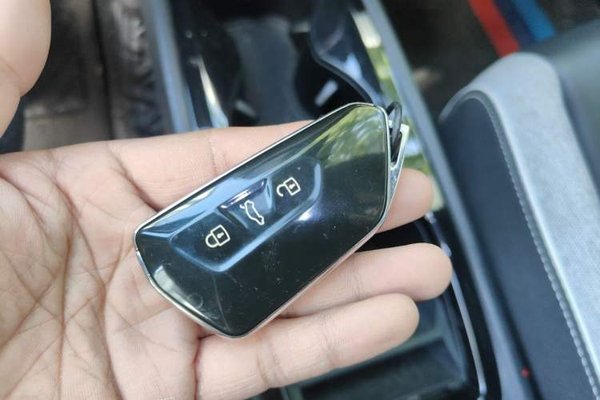 Volkswagen ID.3 2021, 50900 км, за 13698 USD - фото 17
