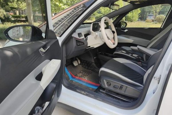 Volkswagen ID.3 2021, 50900 км, за 13698 USD - фото 19