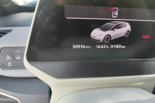 Volkswagen ID.3 2021, 50900 км, за 13698 USD - фото 11