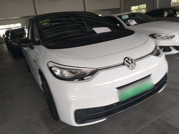 Volkswagen ID.3 2021, 56400 км, за 13043 USD