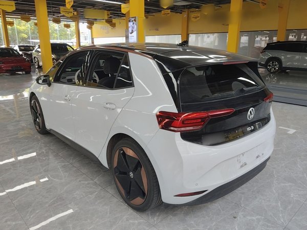 Volkswagen ID.3 2021, 61400 км, за 13570 USD