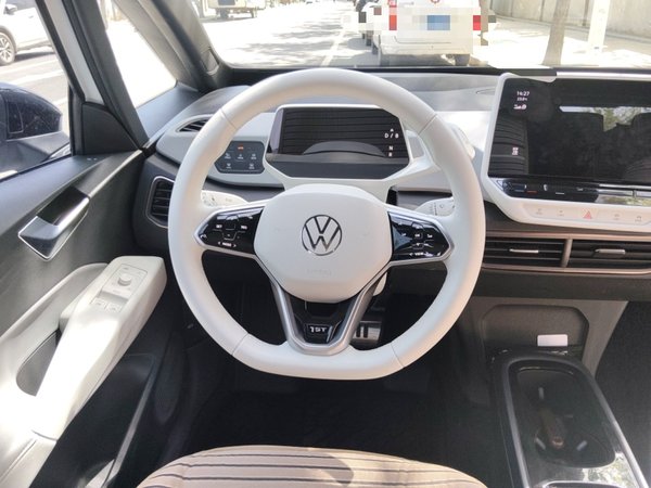 Volkswagen ID.3 2021, 89800 км, за 11332 USD - фото 20