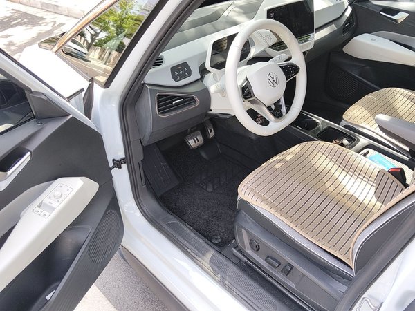 Volkswagen ID.3 2021, 89800 км, за 11332 USD - фото 17