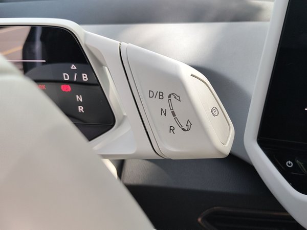 Volkswagen ID.3 2021, 89800 км, за 11332 USD - фото 11