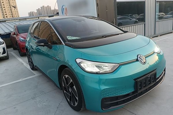 Volkswagen ID.3 2022, 36000 км, за 12635 USD