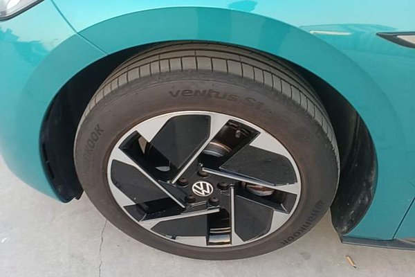 Volkswagen ID.3 2022, 36000 км, за 12635 USD - фото 10