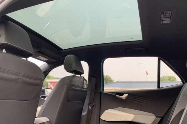 Volkswagen ID.3 2022, 43000 км, за 12902 USD - фото 7