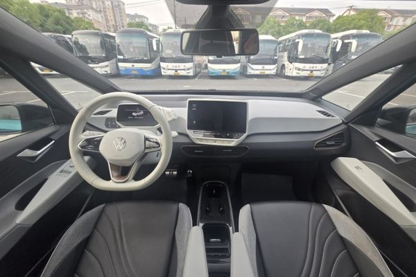 Volkswagen ID.3 2022, 43000 км, за 12902 USD - фото 11