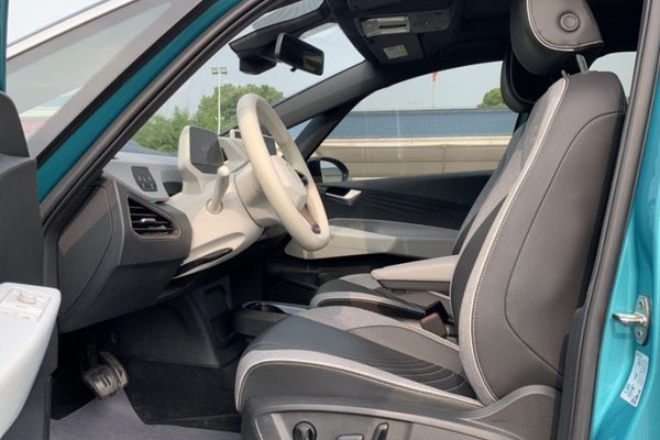 Volkswagen ID.3 2022, 43000 км, за 12902 USD