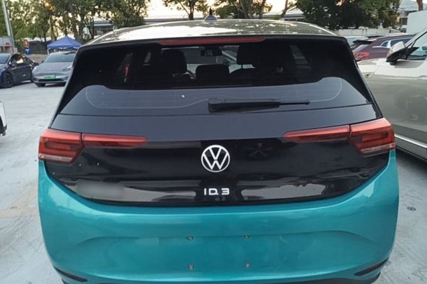 Volkswagen ID.3 2022, 43000 км, за 12902 USD - фото 19