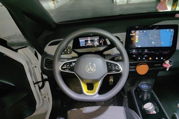 Volkswagen ID.3 2023, 36000 км, за 11475 USD - фото 11