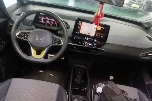 Volkswagen ID.3 2023, 13899 км, за 14212 USD - фото 12