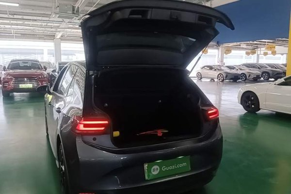 Volkswagen ID.3 2023, 13899 км, за 14212 USD - фото 22