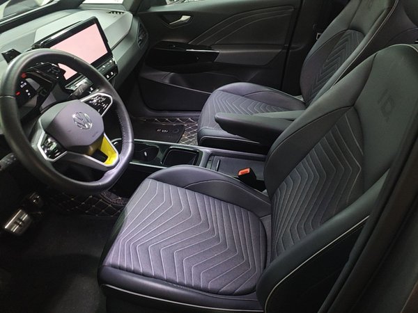 Volkswagen ID.3 2023, 25200 км, за 14792 USD - фото 18