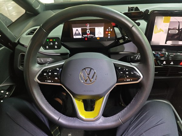 Volkswagen ID.3 2023, 25200 км, за 14792 USD - фото 14