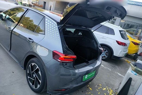 Volkswagen ID.3 2023, 28000 км, за 14567 USD - фото 15