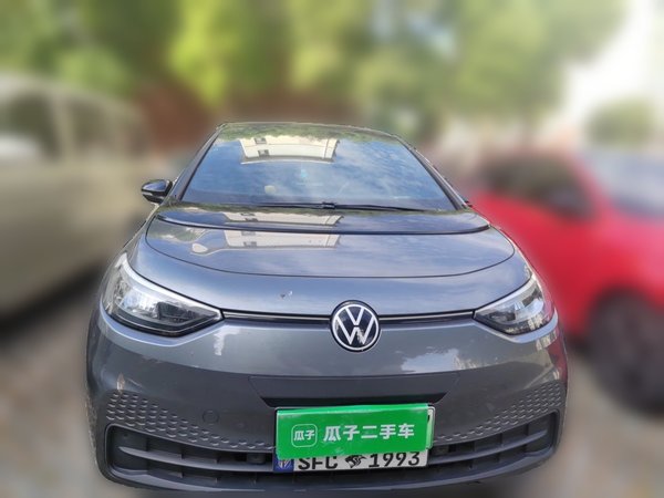 Volkswagen ID.3 2023, 28500 км, за 12985 USD